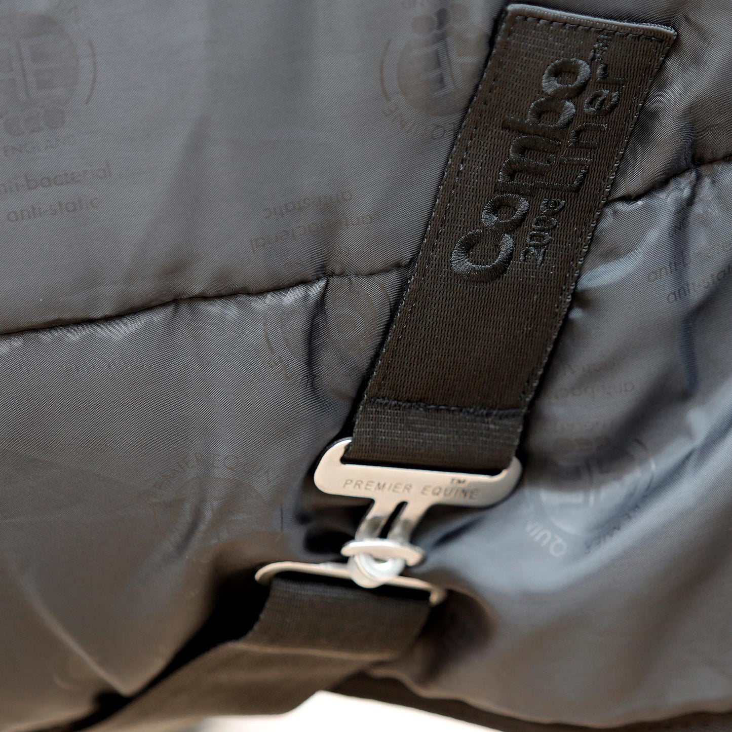 Liner Combo 100g – Sous-couverture respirante et isolante pour couverture cheval Premier Equine