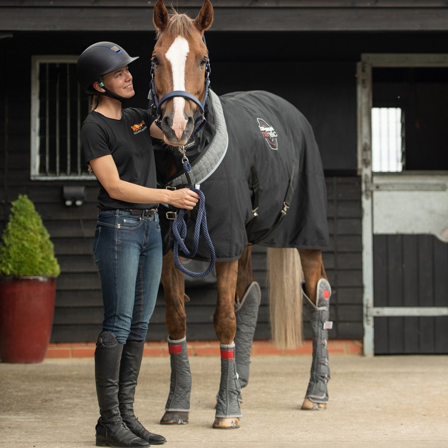 Couverture Magnétique - Soutien articulaire et mobilité cheval | Equilibrium