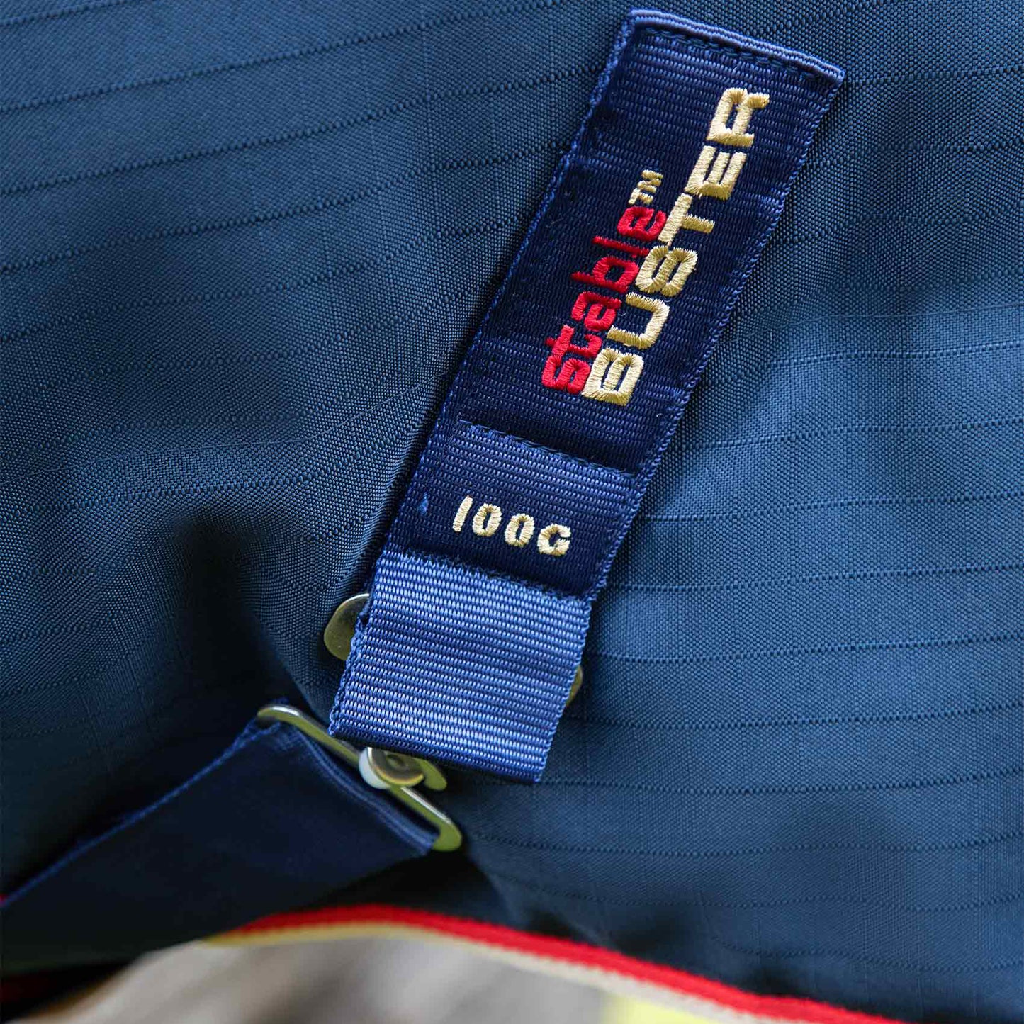 Couverture d’Écurie Buster 100g avec Couvre-Cou Amovible Polyester Ripstop 1000D | Premier Equine