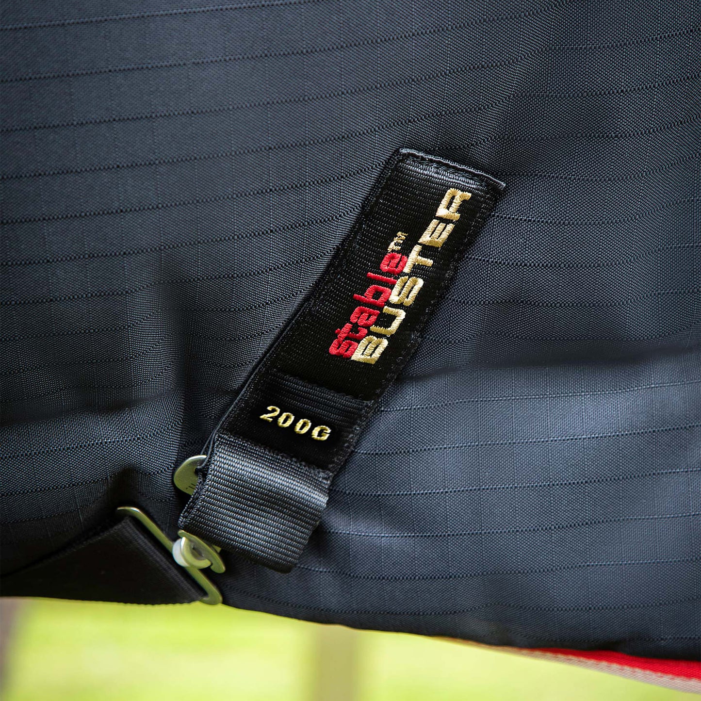 Couverture d’Écurie Buster 200g avec Couvre-Cou Amovible Polyester Ripstop 1000D | Premier Equine