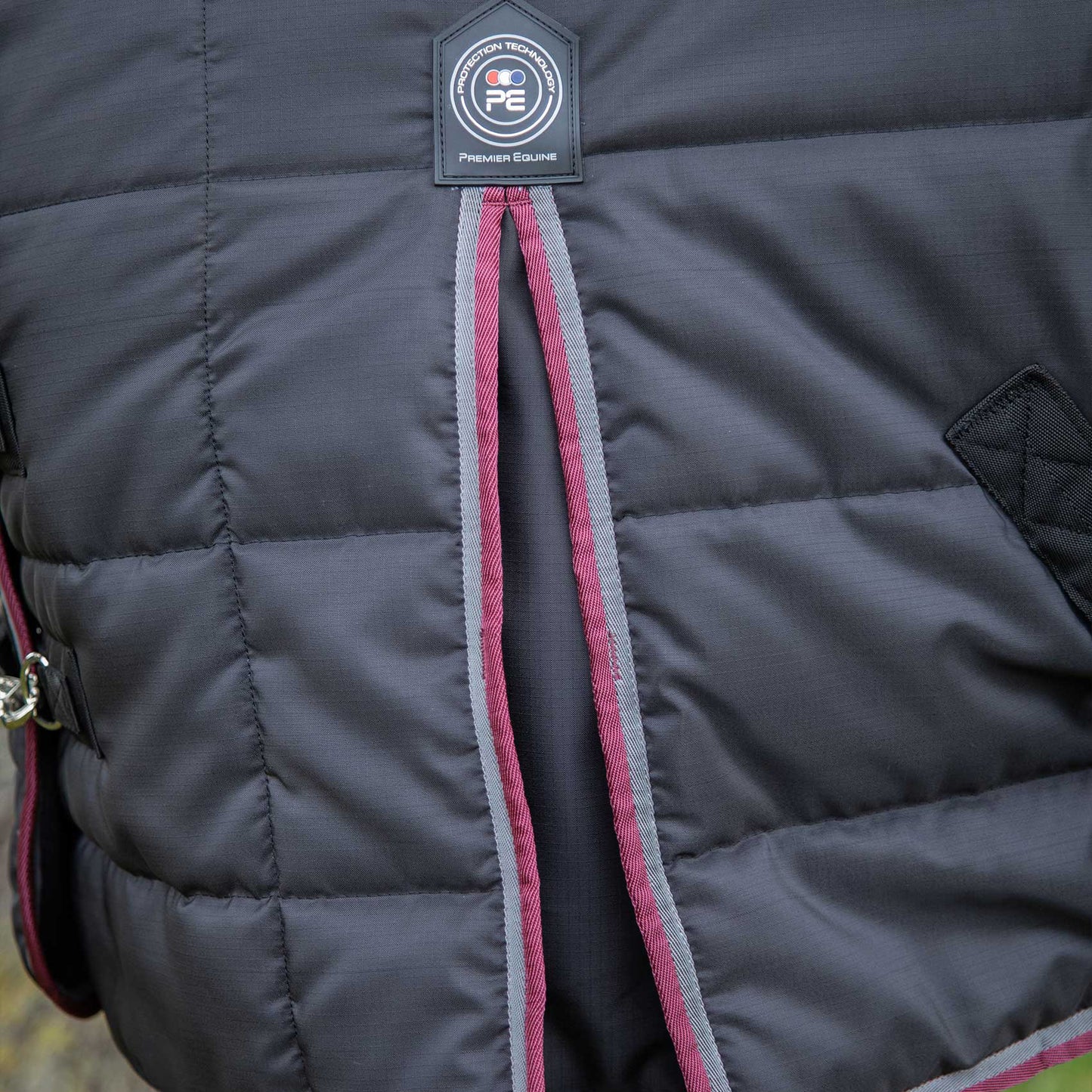 Couverture d’Écurie Garissa 200g Polyester Ripstop 420D Respirant | Premier Equine