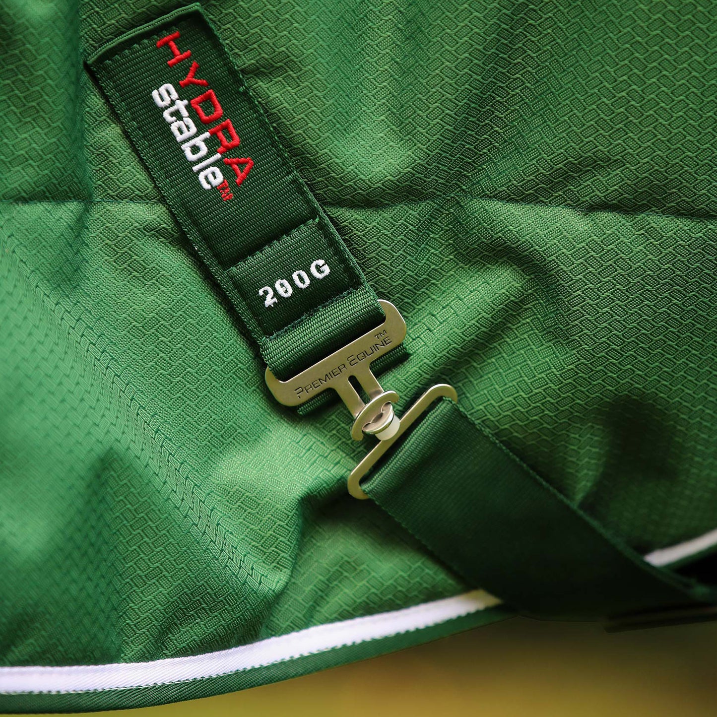 Couverture d’Écurie Hydra 200g avec Couvre Cou Amovible | Polyester 600D avec Revêtement Téflon Résistant