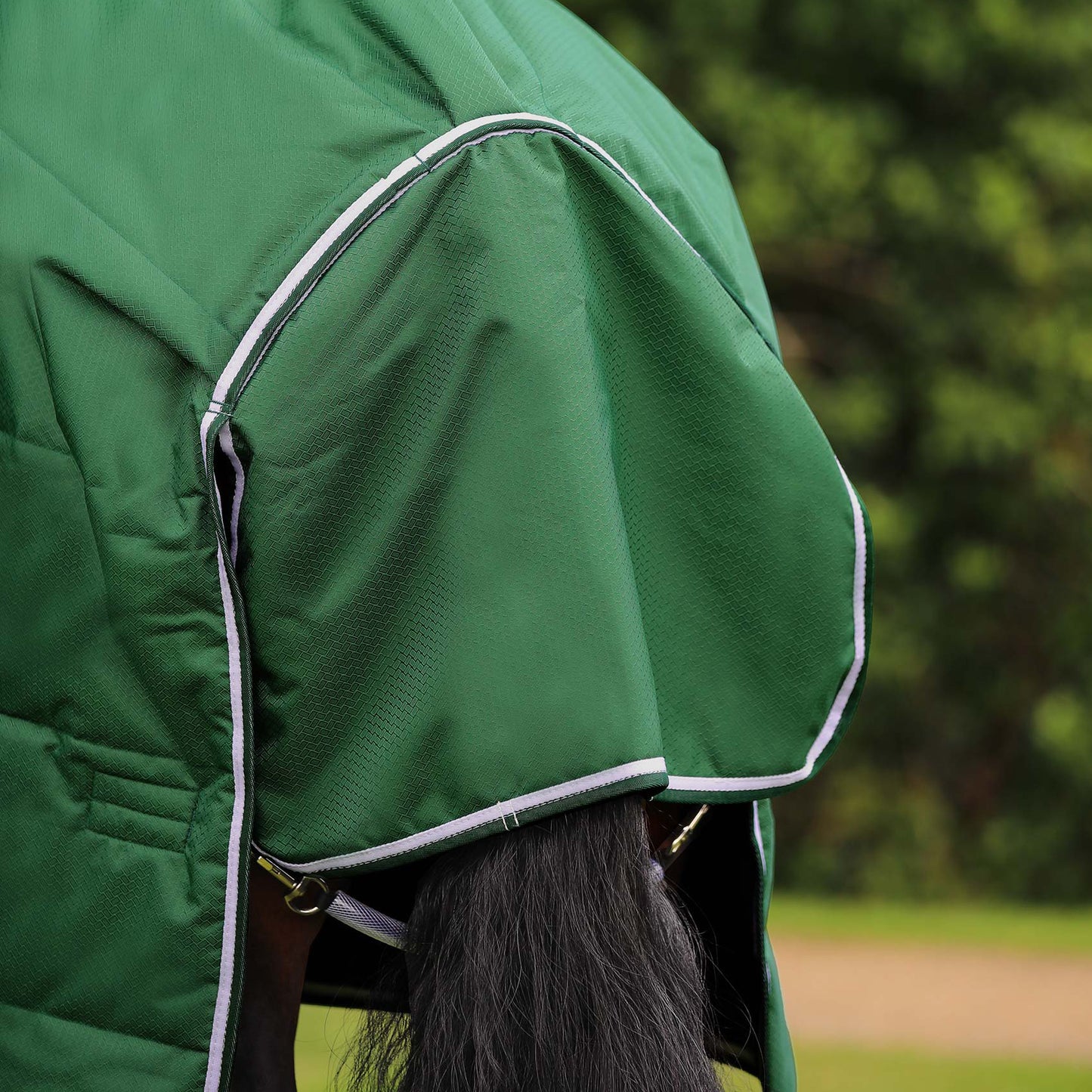 Couverture d’Écurie Hydra 200g avec Couvre Cou Amovible | Polyester 600D avec Revêtement Téflon Résistant