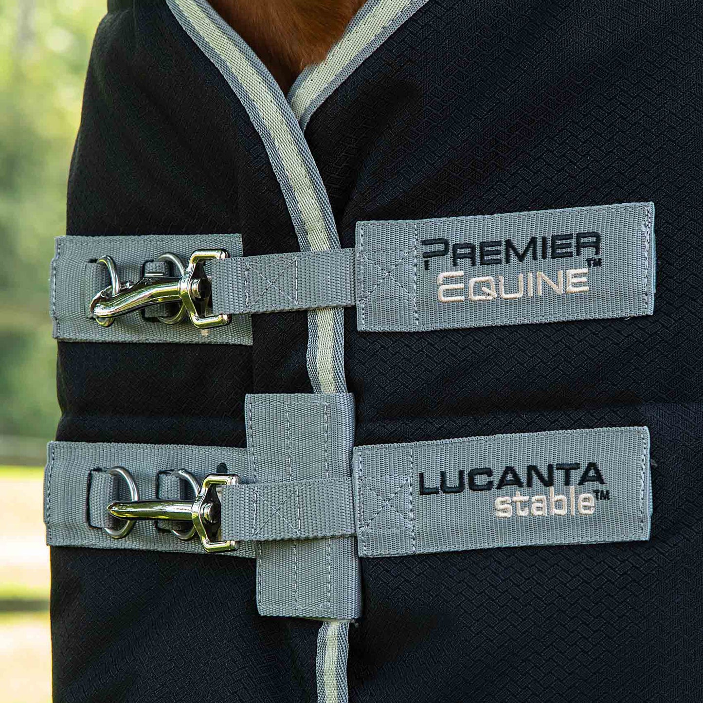 Couverture d’Écurie Lucanta 100g Demi Stable | Polyester 600D Respirant avec Coussin de Garrot