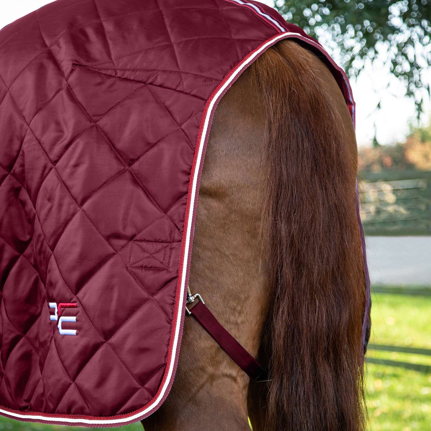 Couverture d’Écurie Tuscan 100g en Polyester Ripstop 420D Respirant | Premier Equine