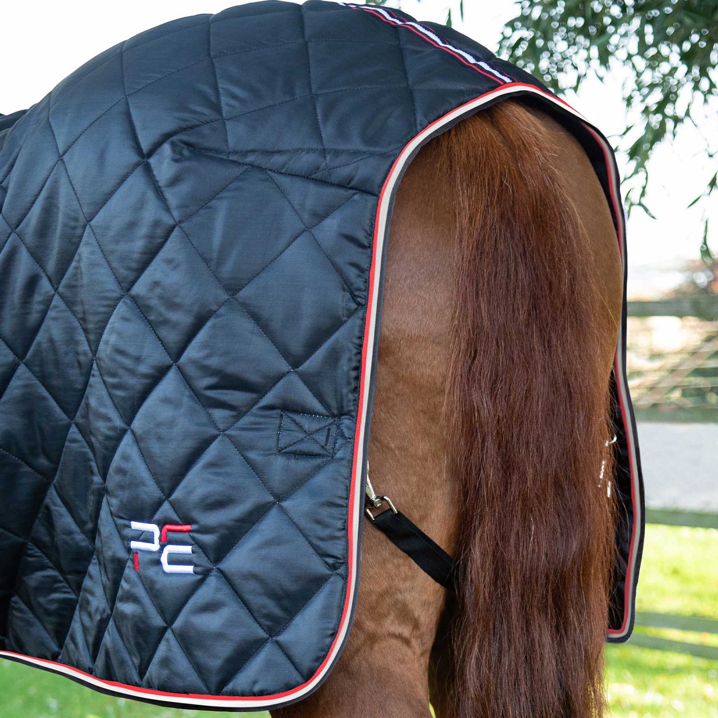 Couverture d’Écurie Tuscan 100g en Polyester Ripstop 420D Respirant | Premier Equine
