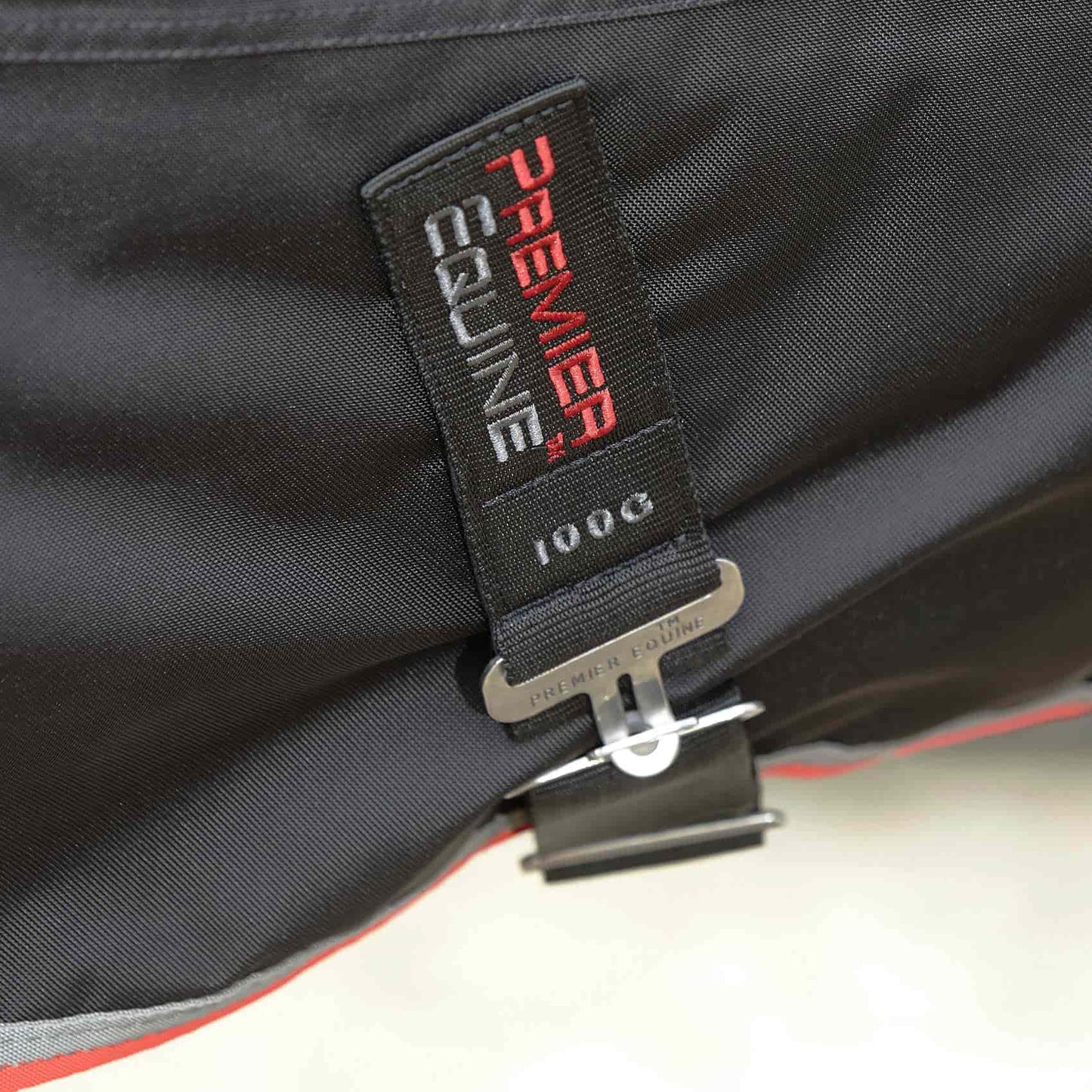 Couverture de Marcheur 100g Premier Equine – Nylon Balistique Imperméable et Respirante