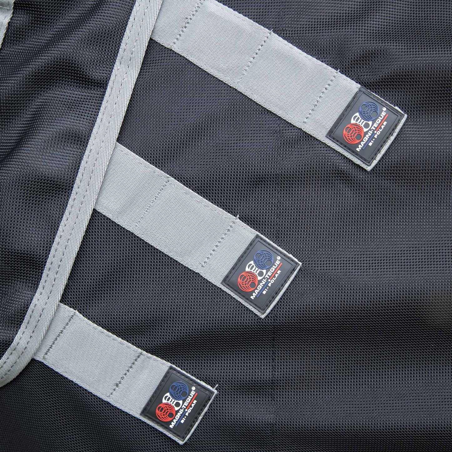 Couverture Magnétique Magni-Teque Premier Equine avec Couvre Cou – Thérapie par Aimants pour Chevaux