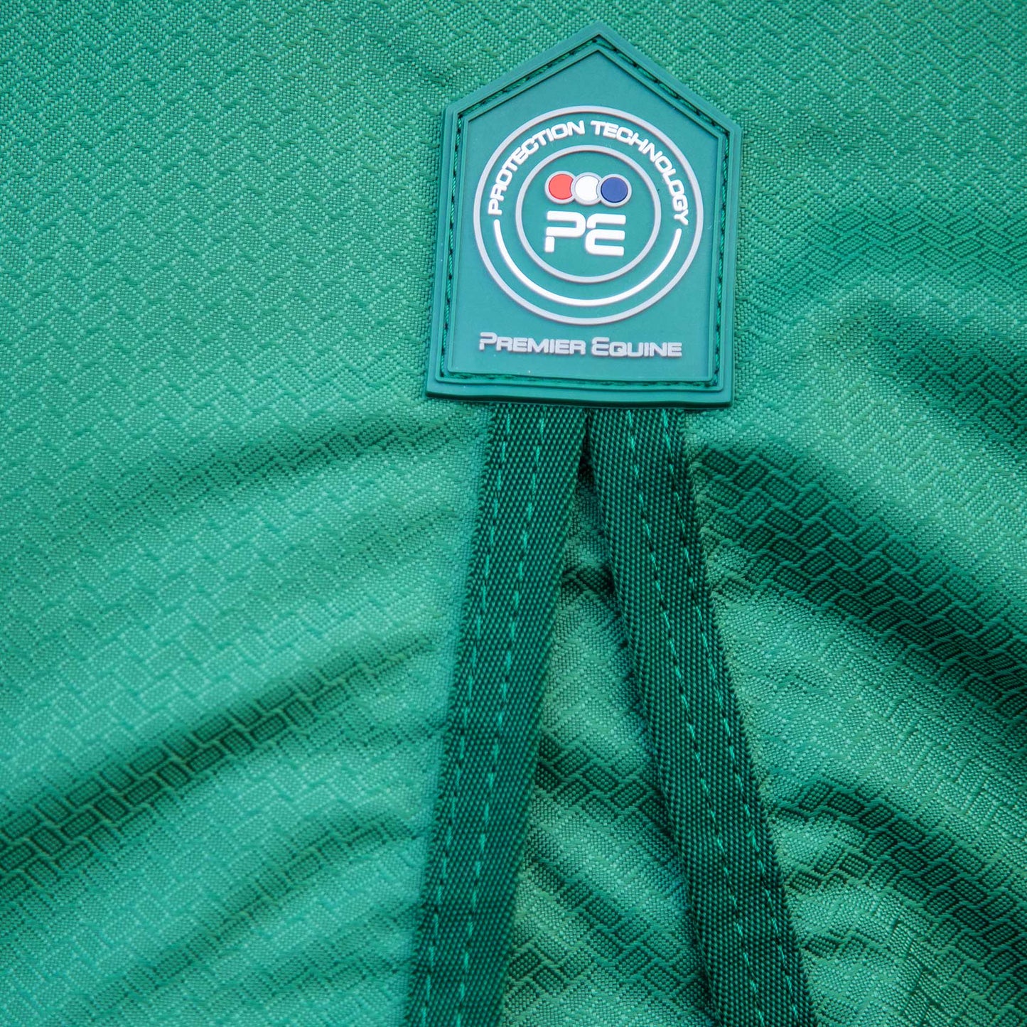 Couverture Akoni 0g Imperméable Polyester 600D Respirante avec Soufflet d'Épaule | Premier Equine
