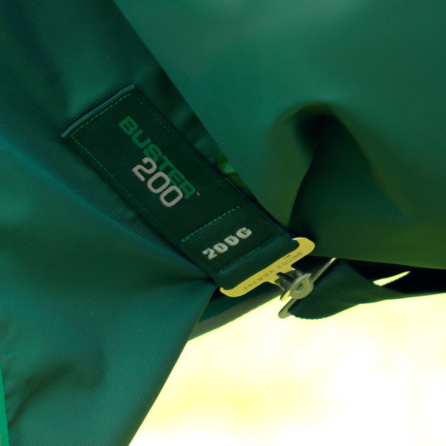 Couverture Buster 200g Imperméable Nylon Balistique 840D avec Couvre-Cou Snug-Fit | Premier Equine