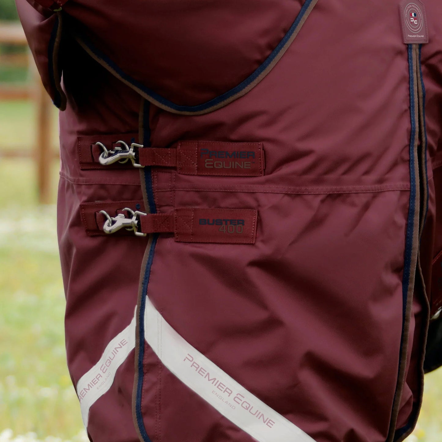 Couverture Buster 400g Imperméable Nylon 840D avec Couvre-Cou | Premier Equine
