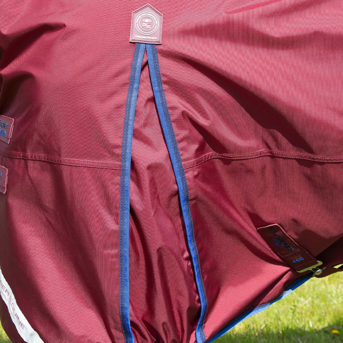 Couverture Buster 40g Imperméable Nylon Balistique 840D avec Couvre-Cou | Premier Equine