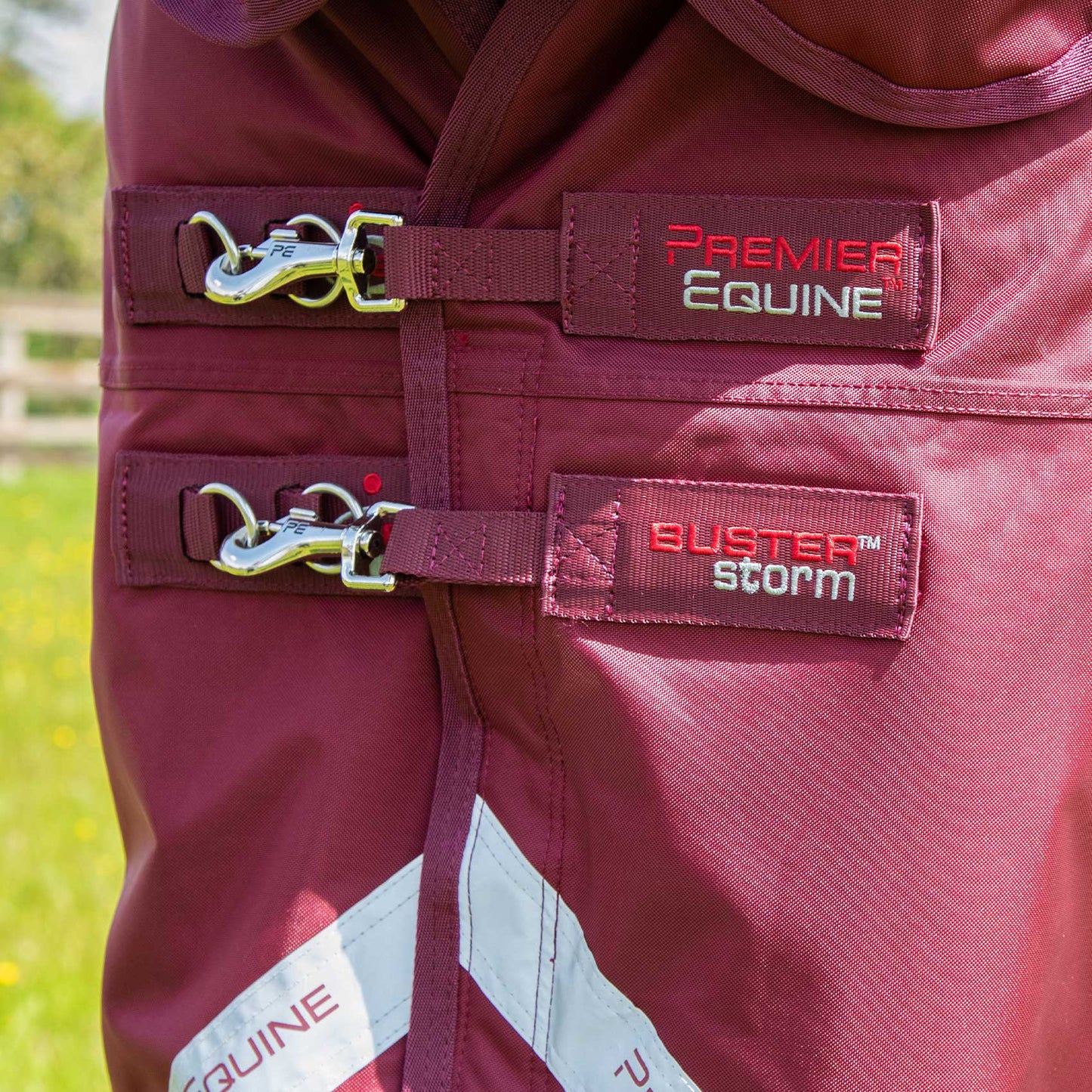 Couverture Buster Storm Classic 90g Imperméable Nylon Balistique 840D avec Couvre-Cou | Premier Equine