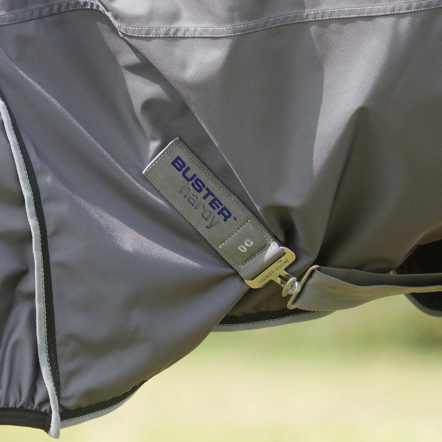 Couverture Cheval Buster Hardy 0g Demi-Cou – Imperméable et Respirante