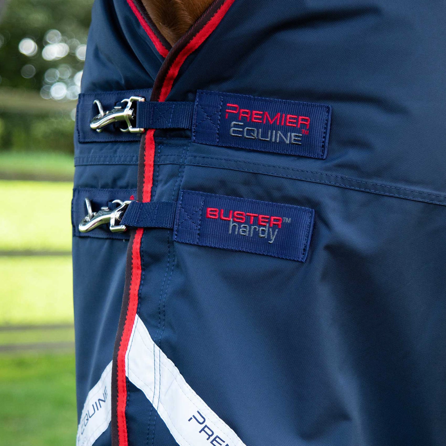 Couverture Cheval Buster Hardy 200g Demi-Cou – Chaude et Imperméable
