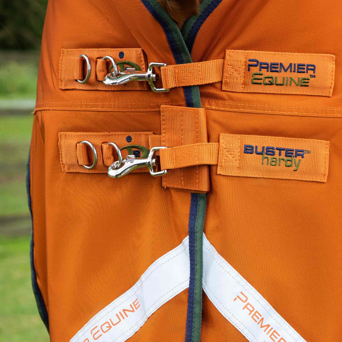 Couverture Cheval Buster Hardy 400g Demi-Cou - Premier Equine
