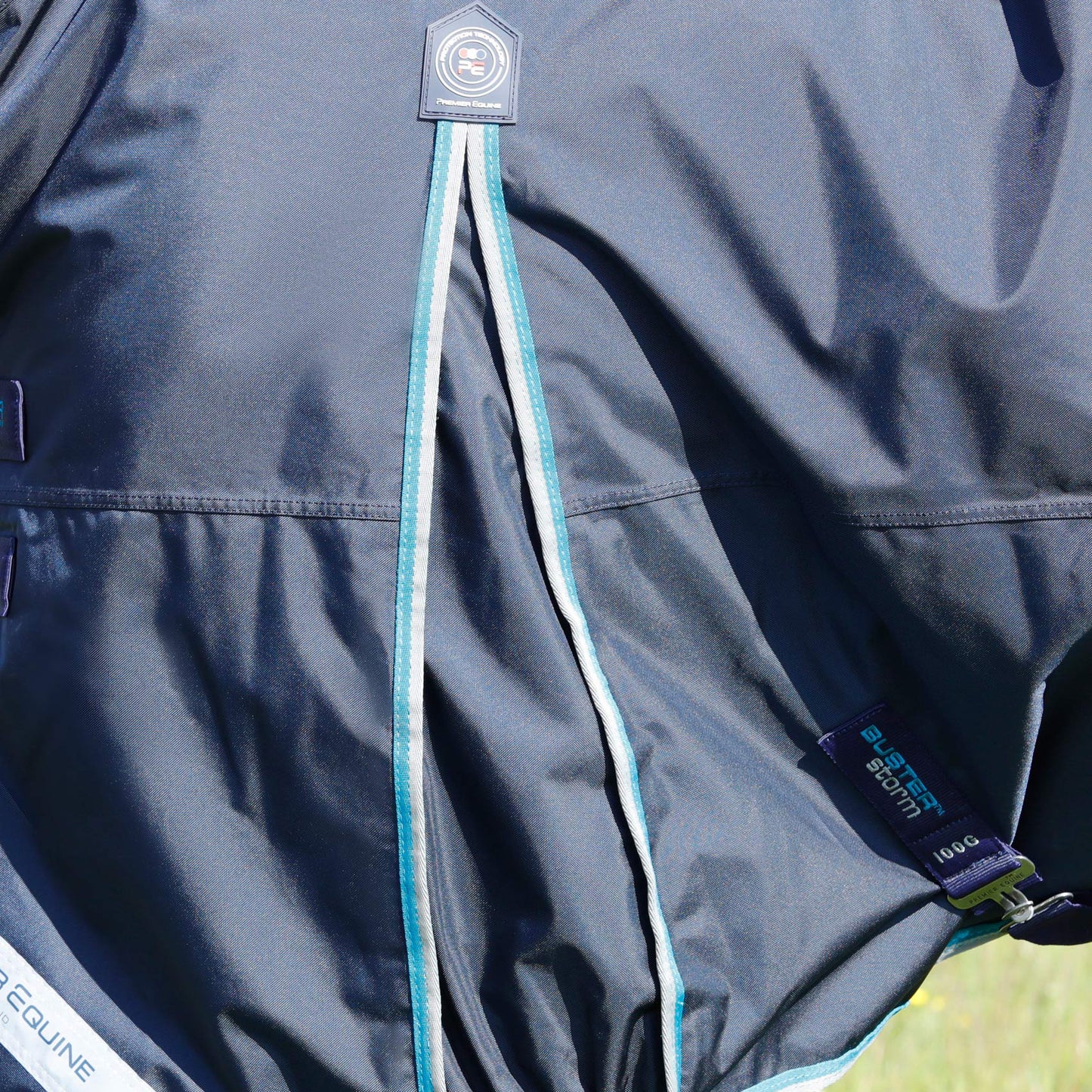 Couverture Buster Storm 100g Imperméable Nylon Balistique 840D avec Couvre-Cou | Premier Equine
