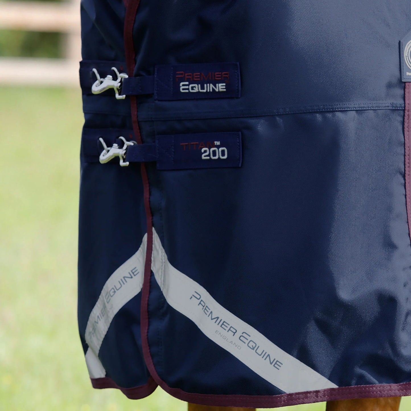 Couverture Titan 200g Original Premier Equine – Durable, Imperméable et Respirante pour Temps Froid