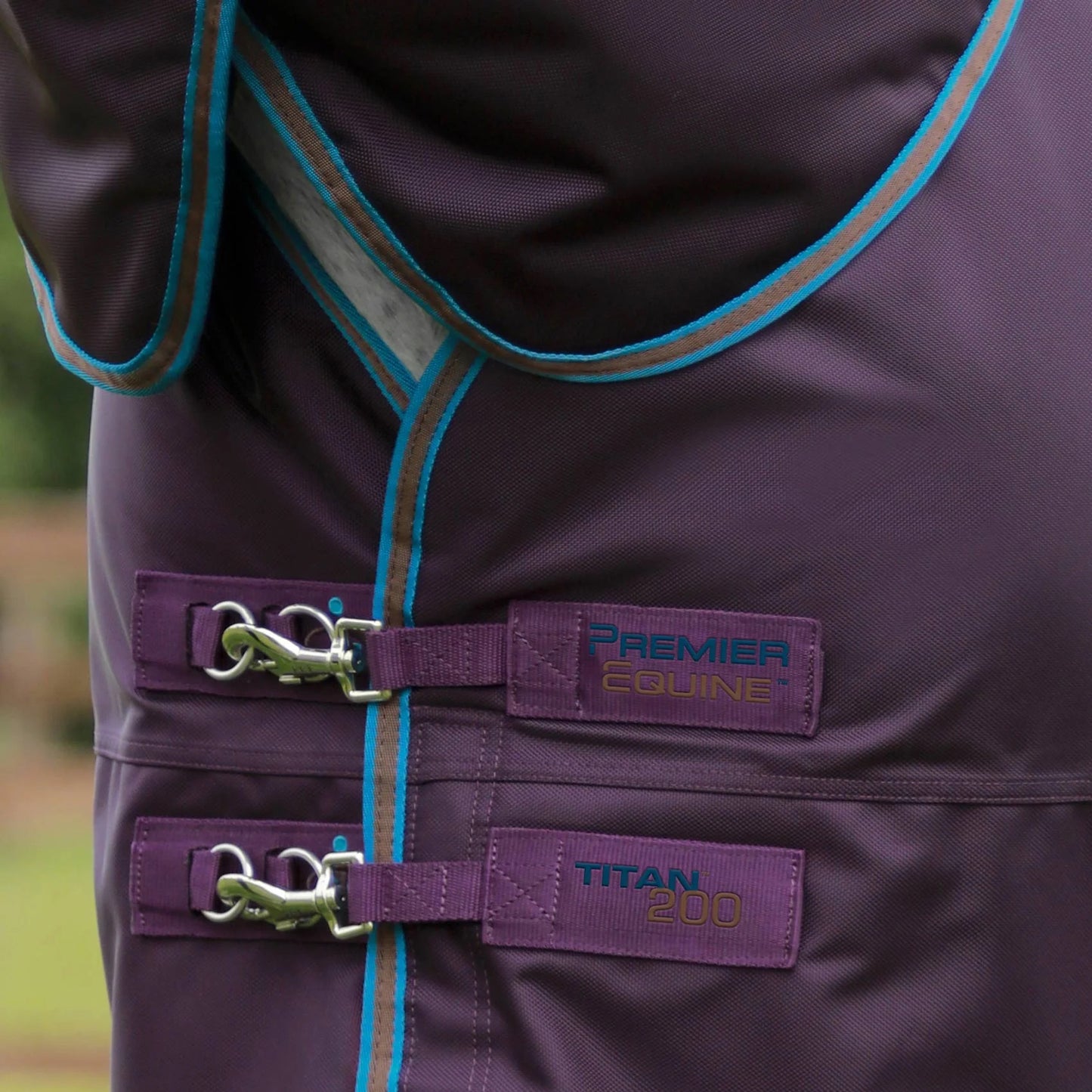 Couverture Titan 200g Premier Equine avec Couvre Cou - Imperméable & Respirante