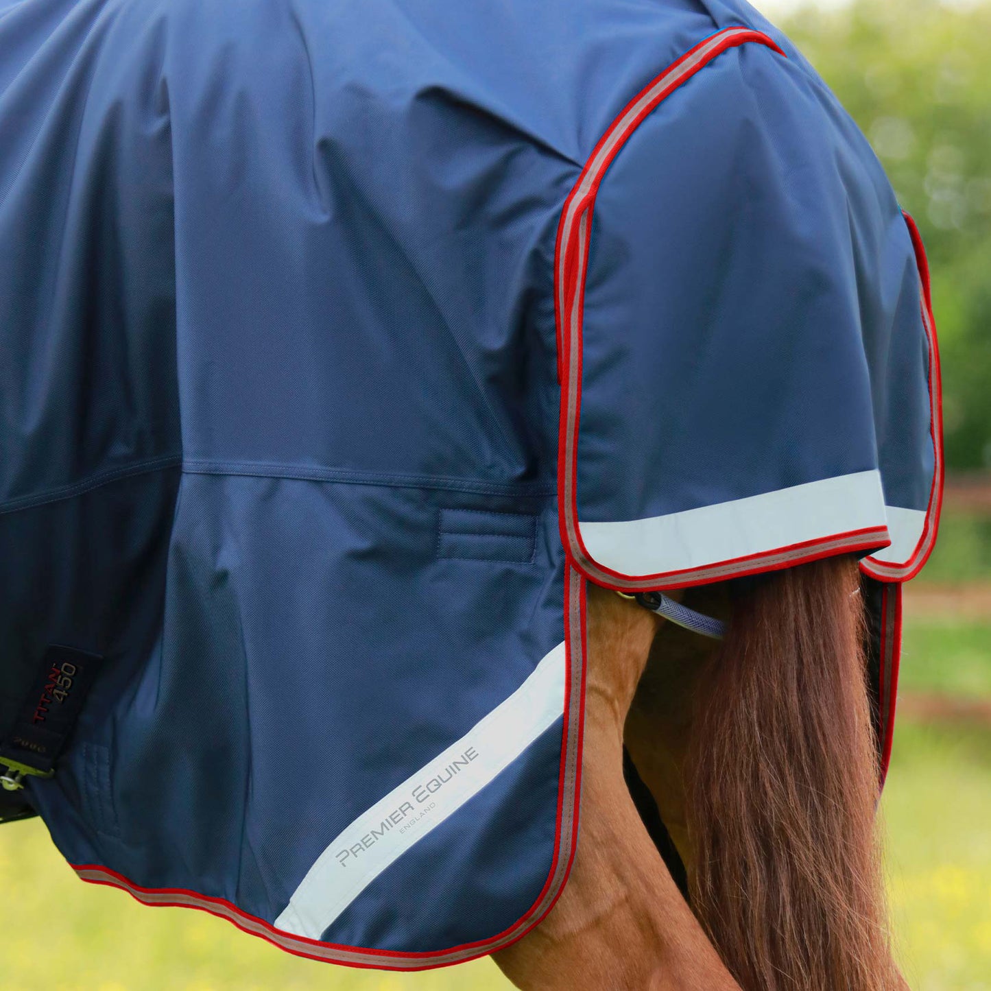 Couverture Titan 450g Premier Equine avec Couvre Cou - Protection Hivernale Ultime