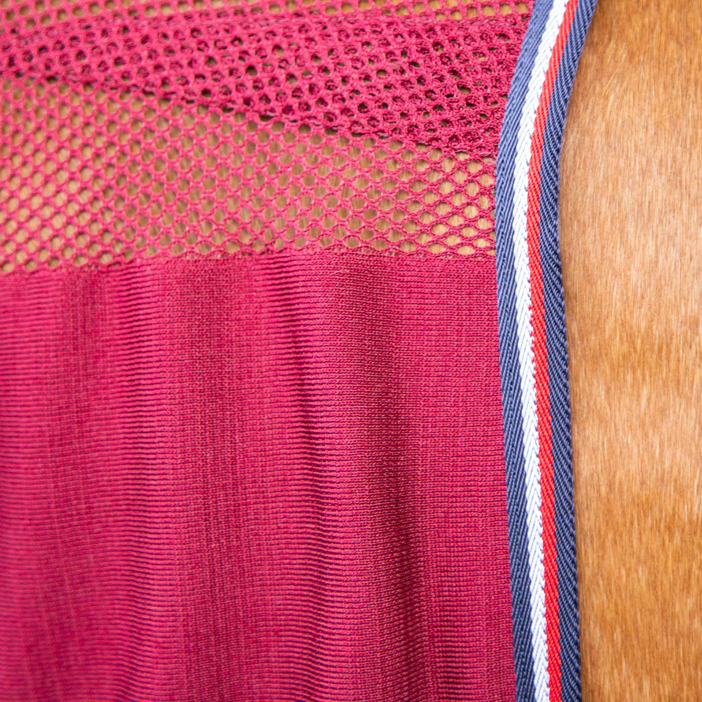 Couverture Séchante Premier Equine Arisca Scrim – Refroidissement Optimal et Confort Estival