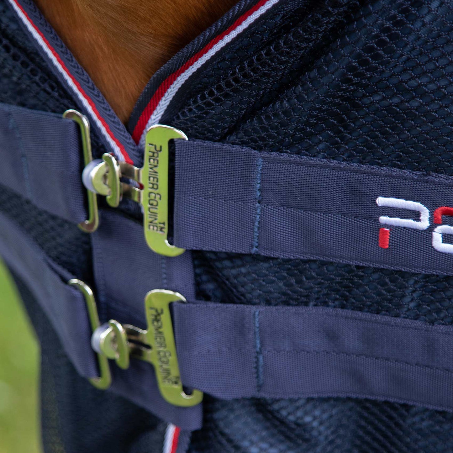 Couverture Séchante Premier Equine Arisca Scrim – Refroidissement Optimal et Confort Estival