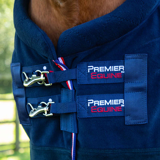 Couverture Séchante Premier Equine Buster Vecto – Polaire Bleu Marine Confortable et Ajustée pour Chevaux
