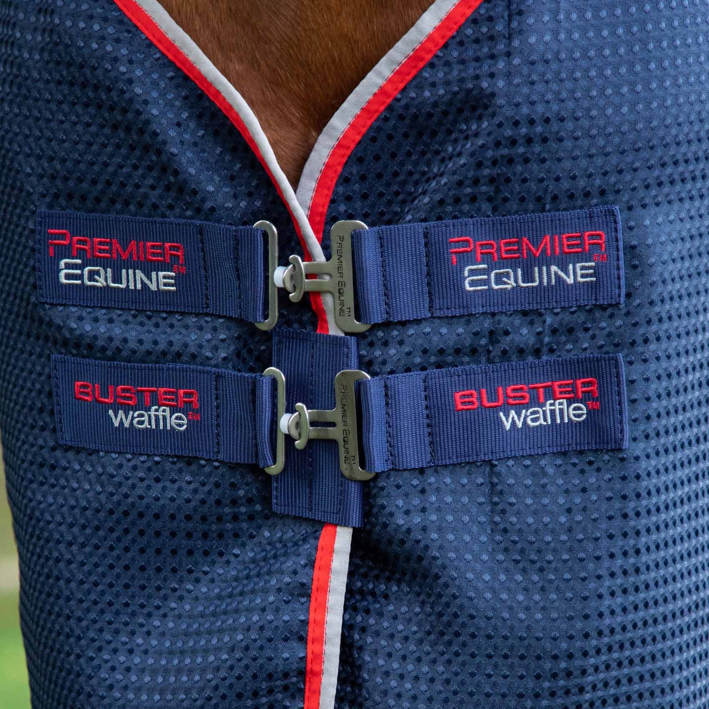 Couverture Séchante Premier Equine Buster Waffle – Refroidissement Rapide et Confort Optimal pour Chevaux