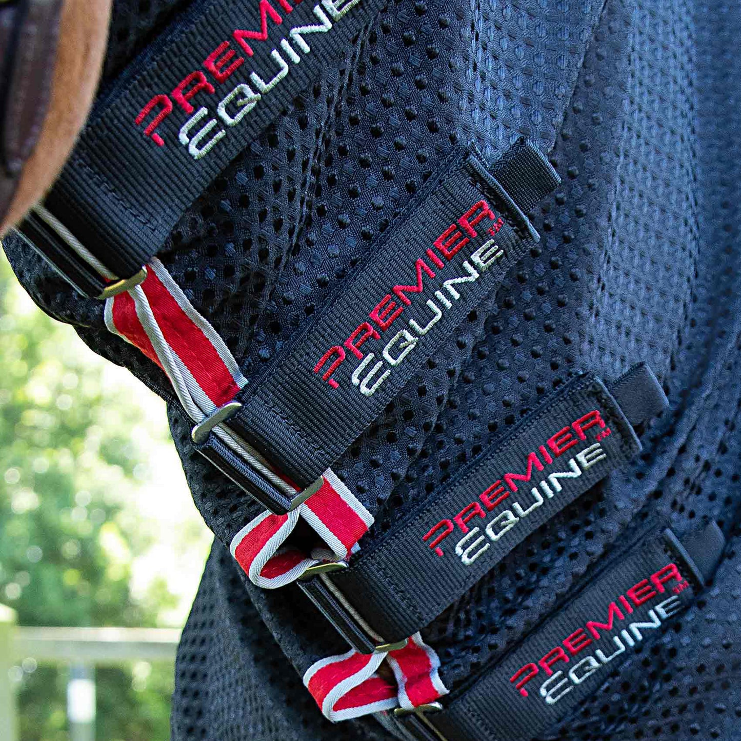 Couverture Séchante Combo Premier Equine Buster Waffle – Confort et Refroidissement Optimaux avec Couvre-Cou Intégré