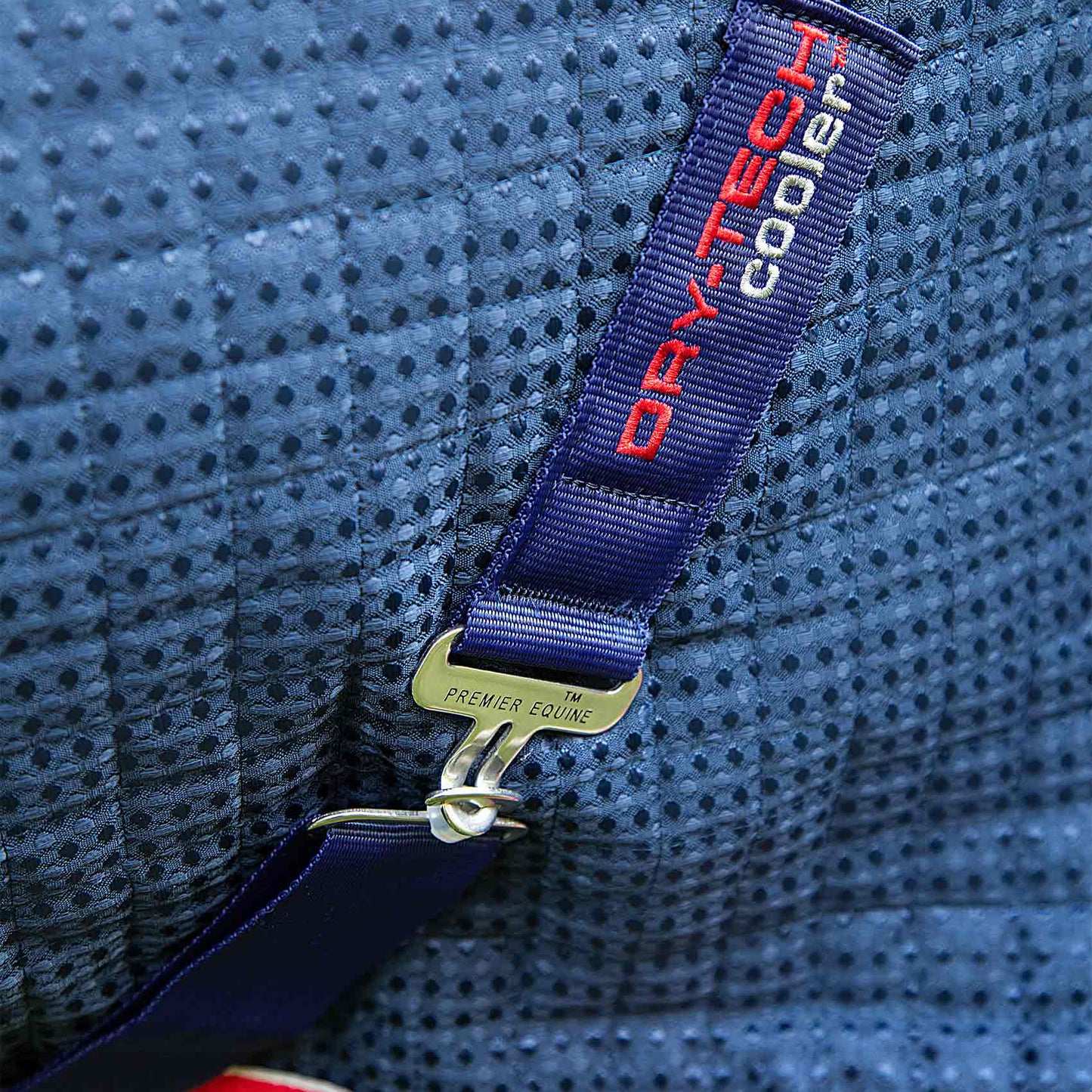 Couverture Séchante Premier Equine Dry Tech – Technologie Avancée pour un Séchage Rapide et Confort Optimal