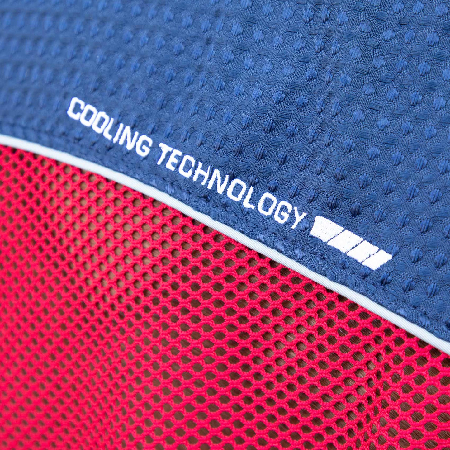 Couverture Séchante Premier Equine Sports – Séchage Rapide et Respirabilité Maximale