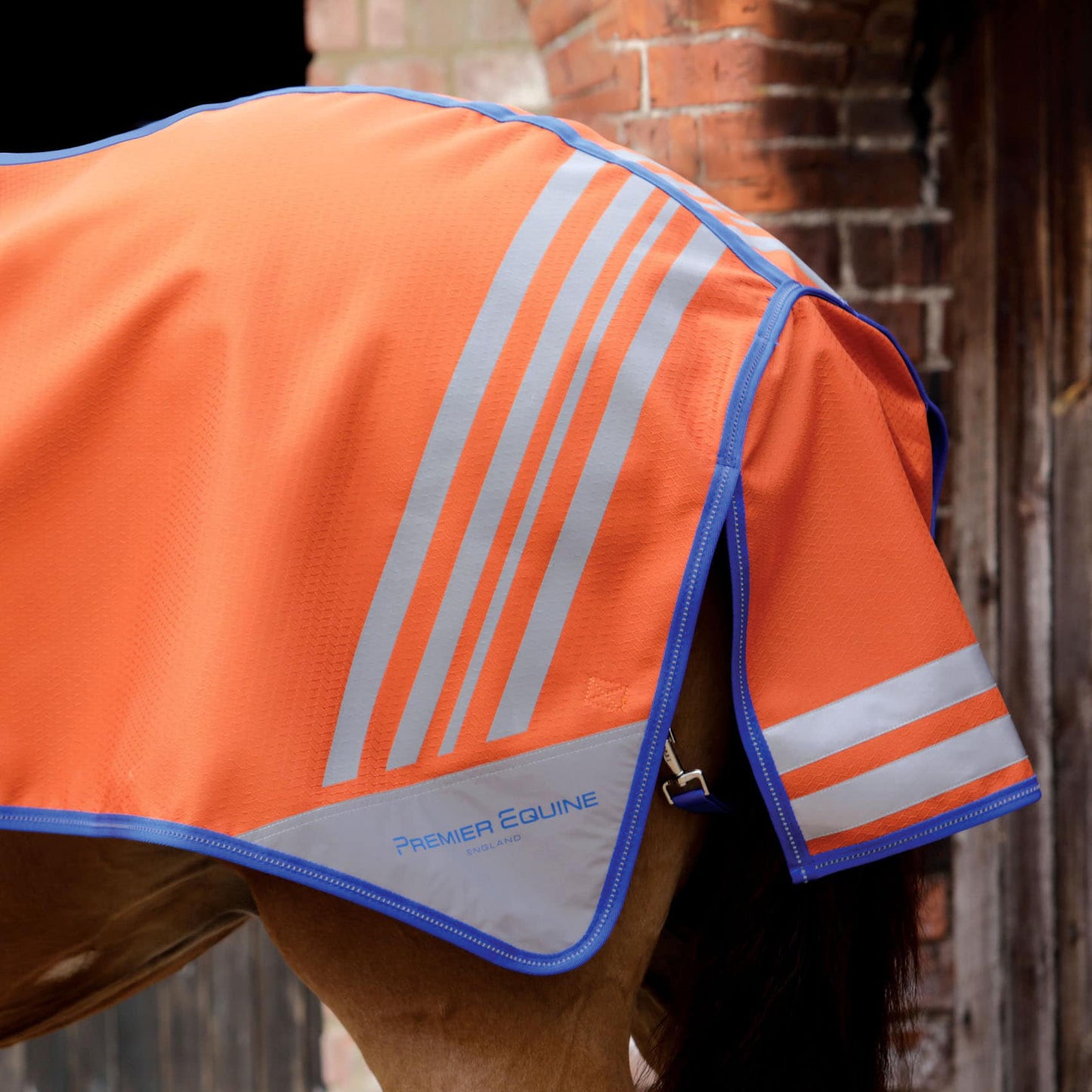 Couvre-Reins Stratus Reflective Premier Equine – Imperméable et Haute Visibilité