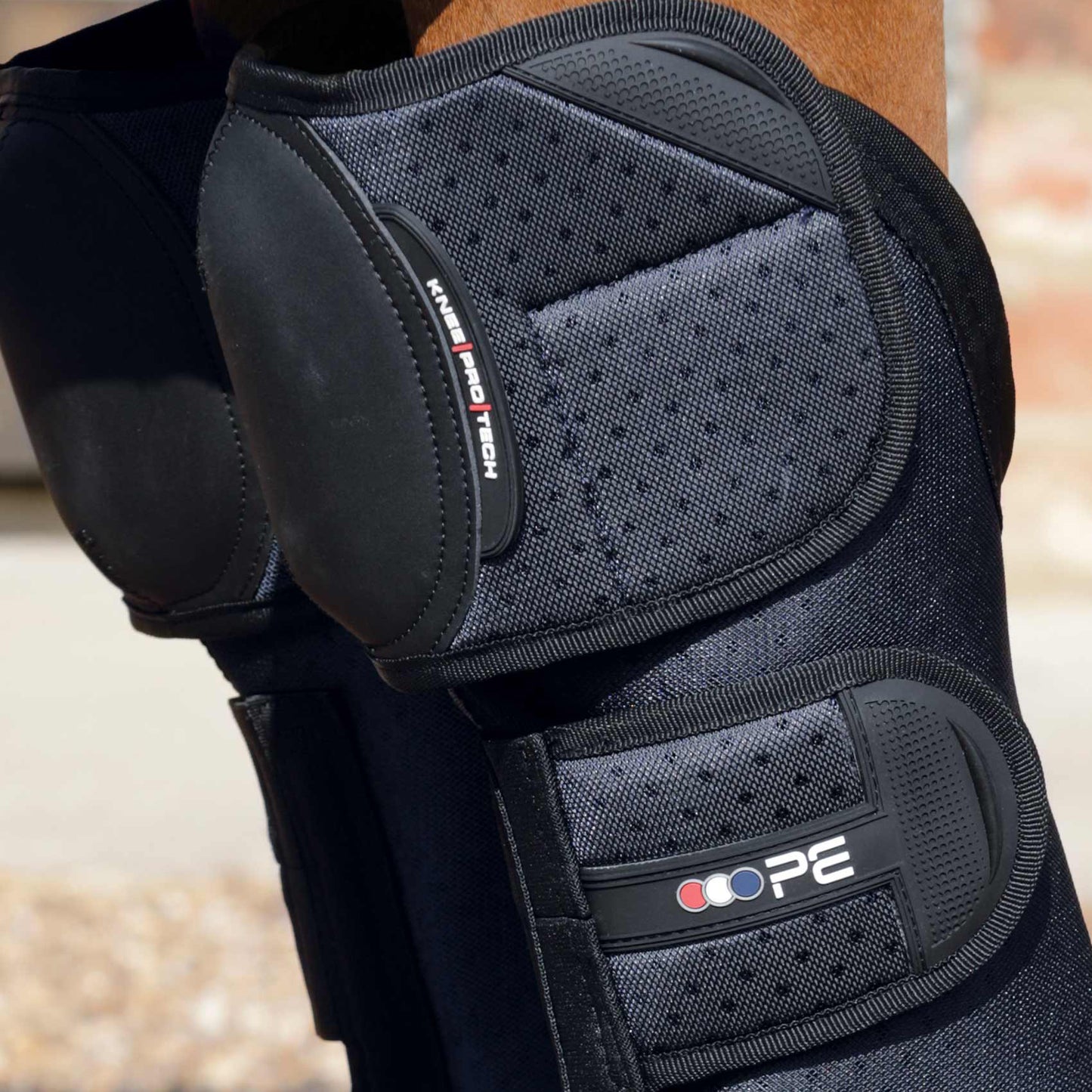 Guêtres de Transport Pro-Tech Genou Airtechnology Premier Equine – Protection et Confort
