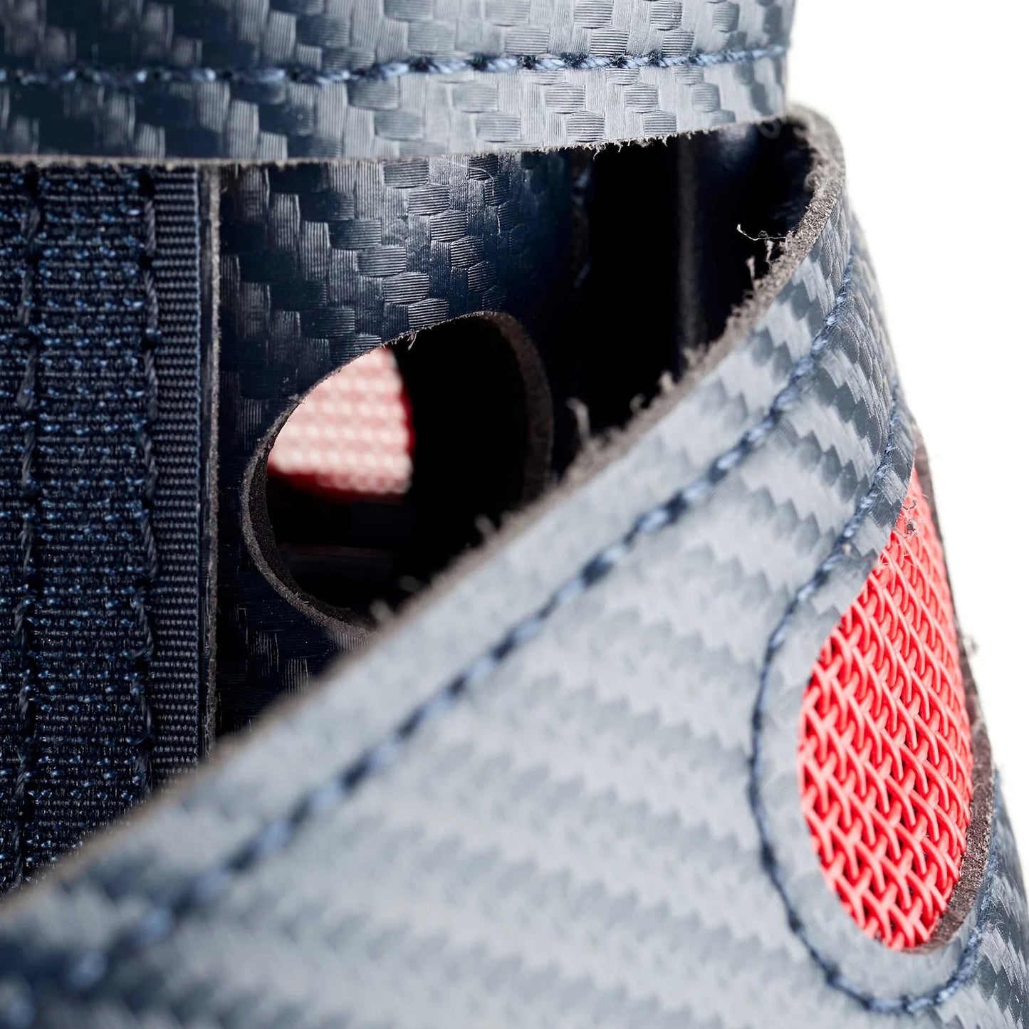 Guêtres Postérieures Carbon Tech Air Cooled Premier Equine – Protection et Ventilation Avancée