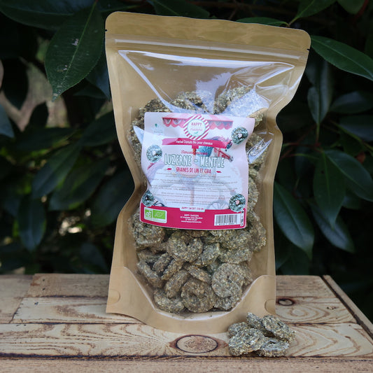 Herbal Donuts Luzerne Menthe Poivrée Bio – Friandise naturelle pour cheval sans sucre - Happy Crackers