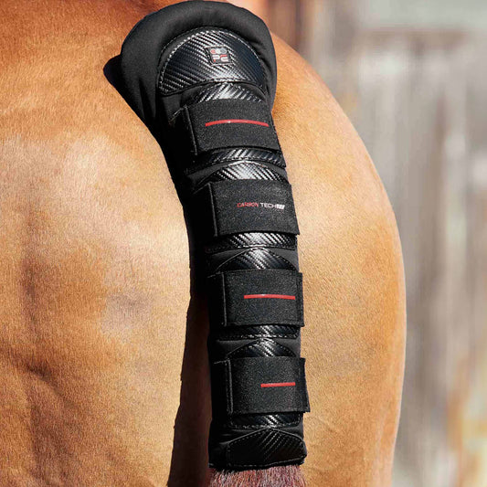 Protège-queue rembourré anti-frottement Carbon Premier Equine en polyester matelassé
