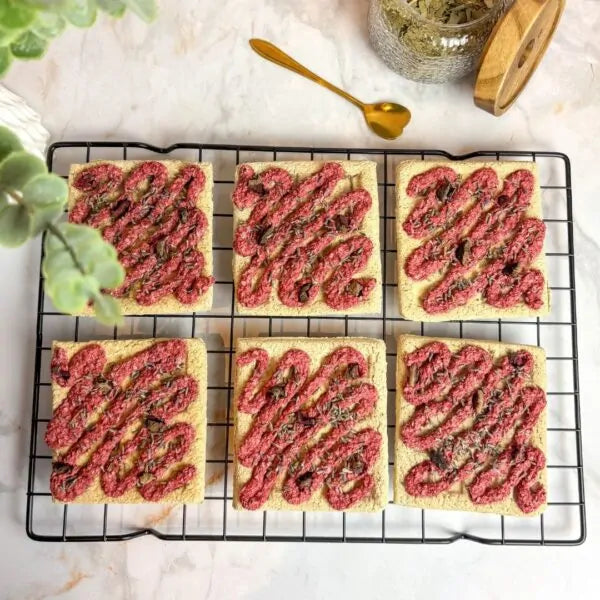 Ingrédients bio Betterave et Lavande pour GaufreBio Sérénité – friandise naturelle pour cheval