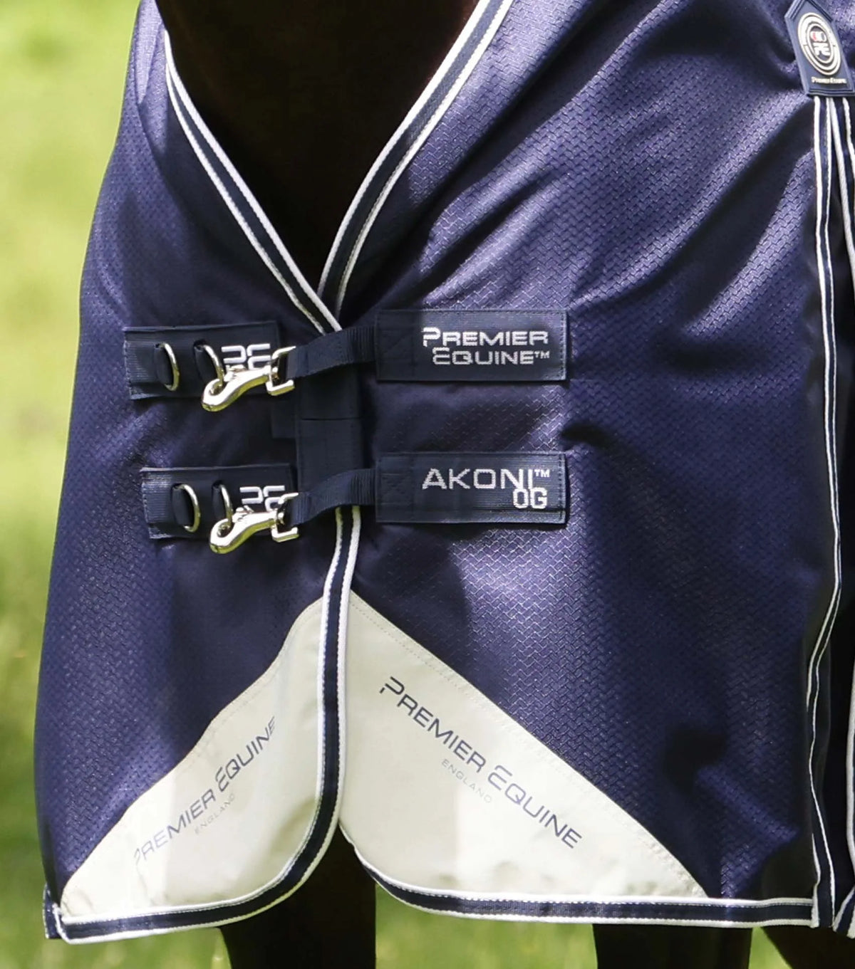 Couverture d’extérieur Akoni Original 0 g – Premier Equine