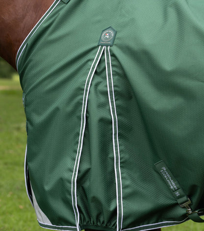 Couverture d’extérieur Akoni 0 g avec couvre-cou classique – Premier Equine