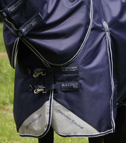 Couverture d’extérieur Akoni 0 g avec couvre-cou classique – Premier Equine