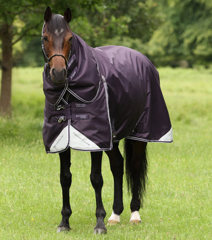 Couverture d’extérieur Akoni 200 g avec couvre-cou classique – Premier Equine