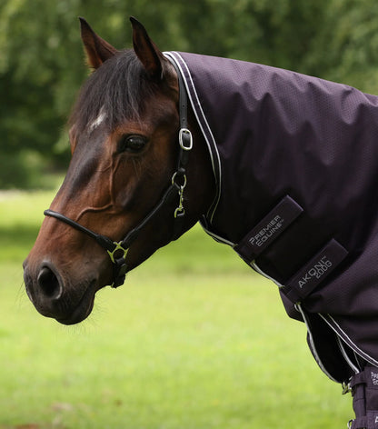 Couverture d’extérieur Akoni 200 g avec couvre-cou classique – Premier Equine