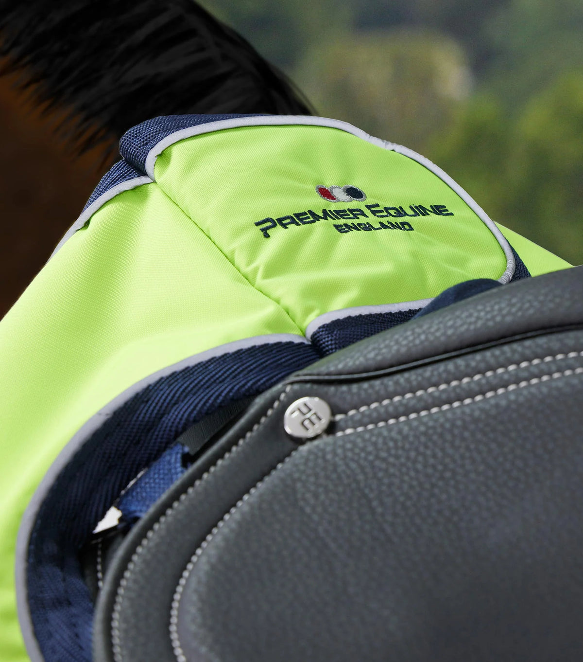 Couvre-reins réfléchissant jaune/argenté – Premier Equine