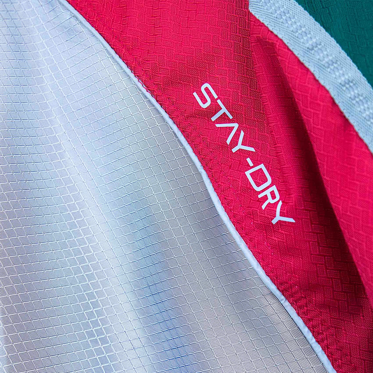 Couverture Anti-Mouches Premier Equine Buster Stay-Dry Super Lite – Protection imperméable, légère et respirante pour cheval