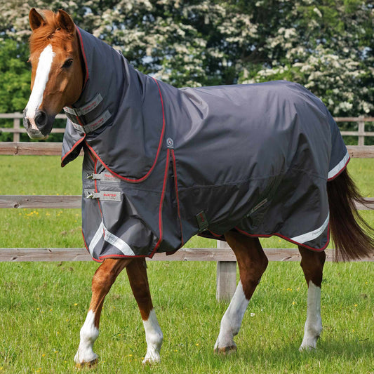 Couverture Buster 150g Nylon Balistique 840D Imperméable avec Couvre-Cou | Premier Equine