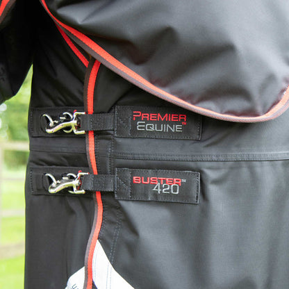 Couverture Buster 420g Imperméable Nylon Balistique 840D avec Couvre-Cou | Premier Equine