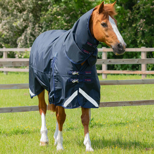 Couverture Buster Storm Classic 90g Imperméable Nylon Balistique 840D avec Couvre-Cou | Premier Equine