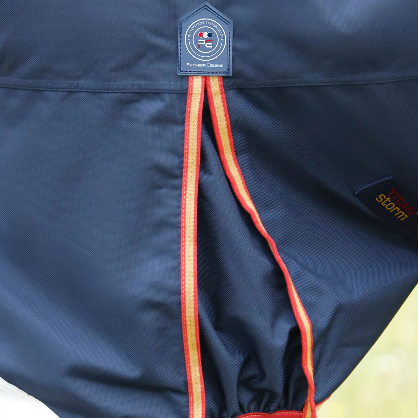Couverture Titan Storm 450g Premier Equine avec Couvre-Cou – Ultra Chaleur Cheval