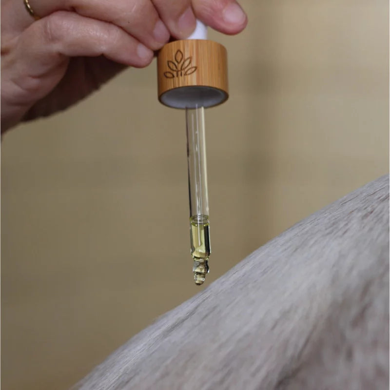 Sérum Sublime Crins - Soin naturel nourrissant pour les crins du cheval - Nellumbo