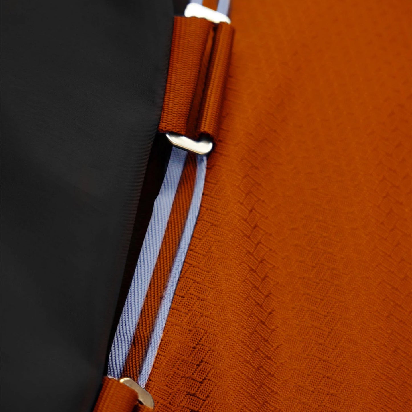 Couverture d’extérieur Stratus 600D série 200 g avec couvre-cou classique - Premier Equine